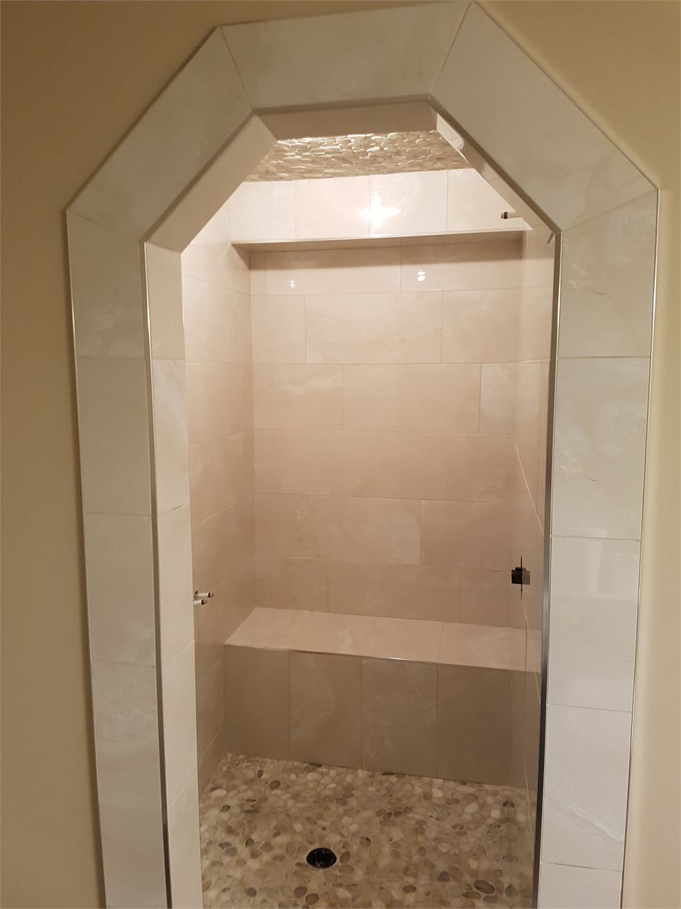 Custom tile installation by CLEAR-CUT TILE, project 3